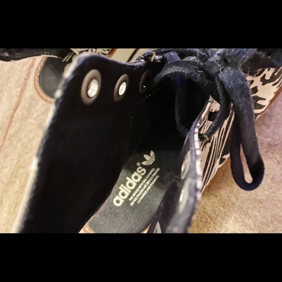 Adidas sandal - Picture 3 of 7